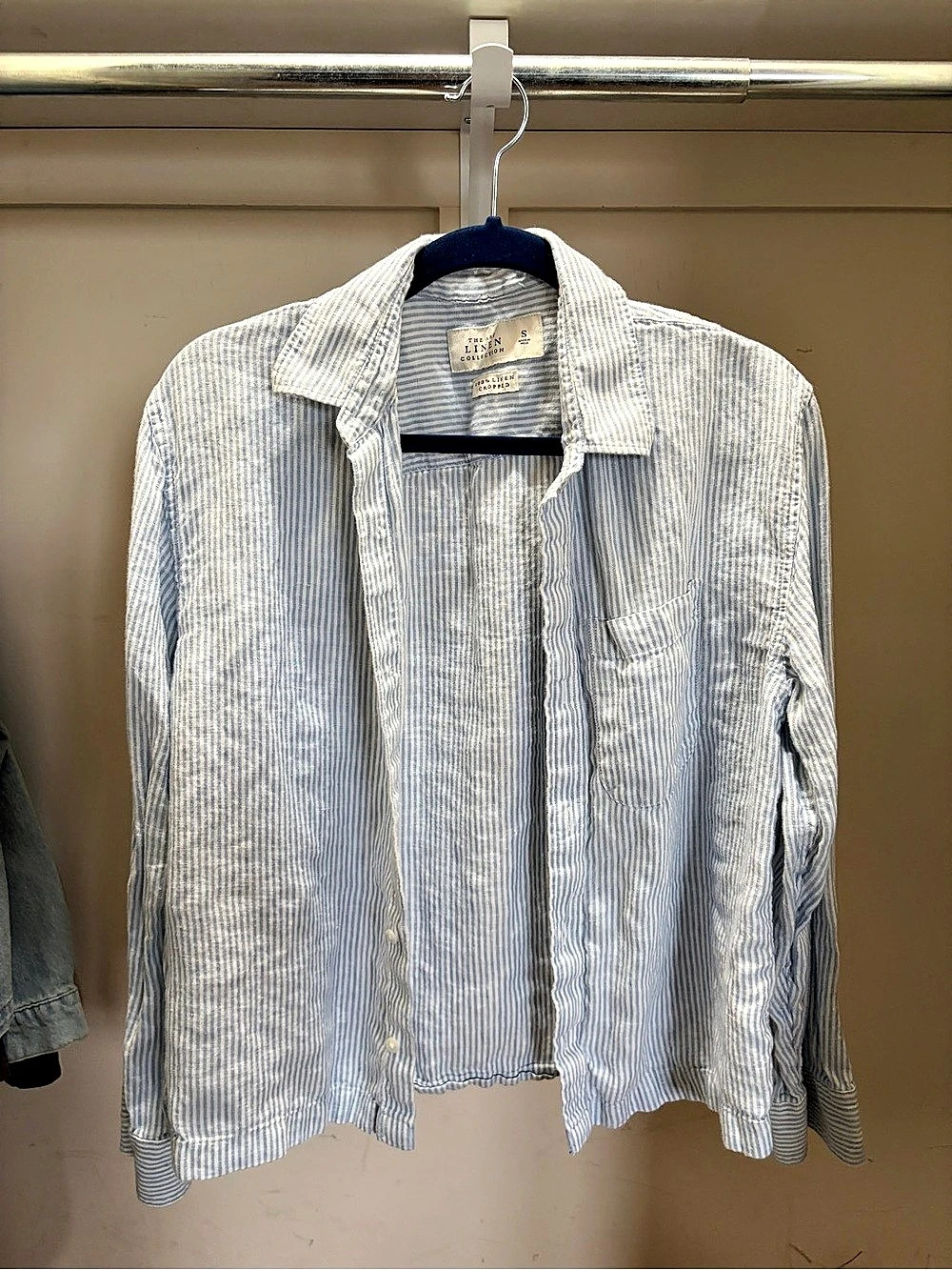 The Art of Linen Cropped Striped Linen Button Down in Blue & White Size Small